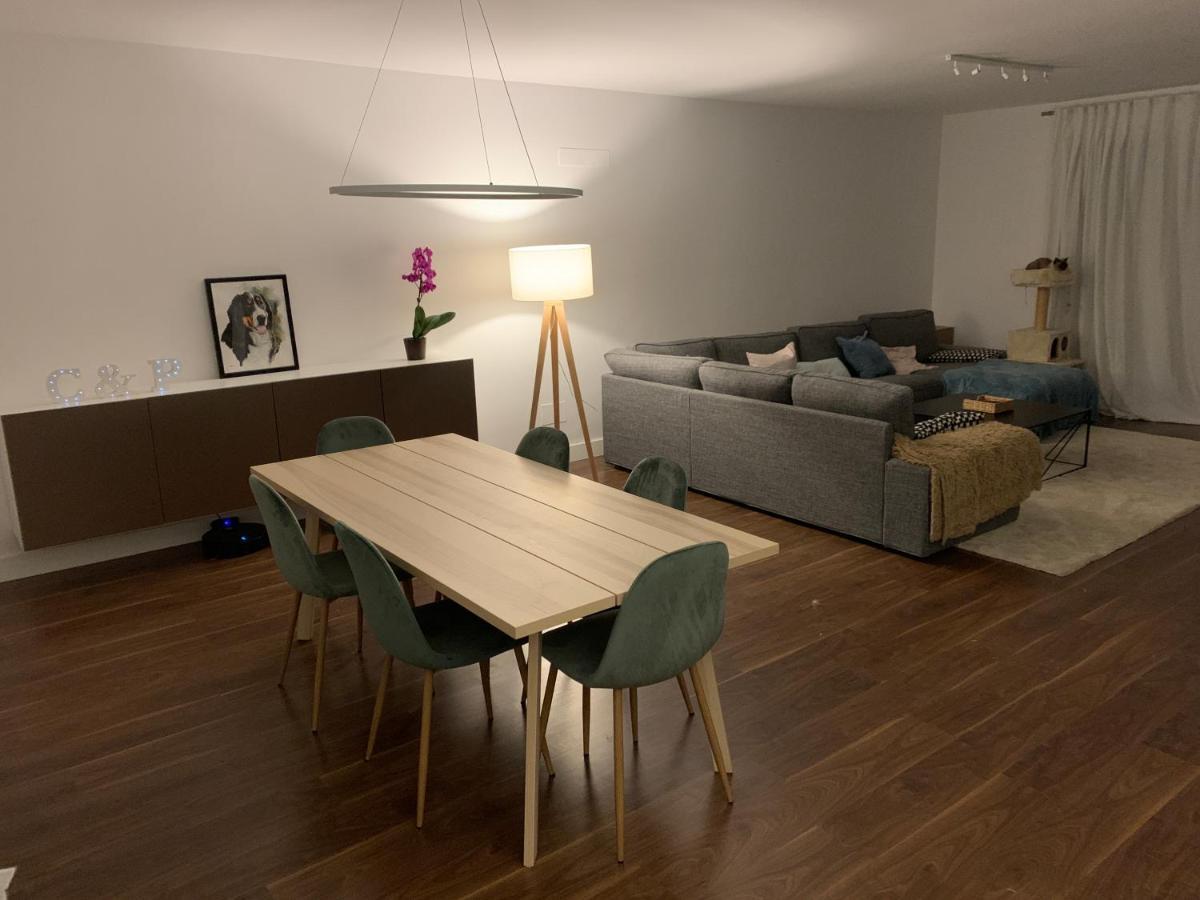 Agradable Con Piscina Privada Cerca De Madrid Arroyomolinos