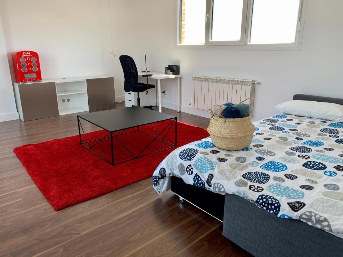 Con Piscina Privada A 25 Min De Madrid Holiday home